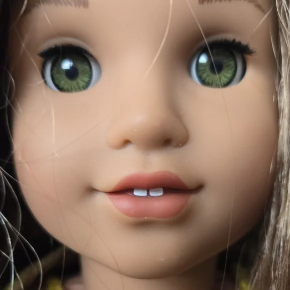 American Girl Doll Lea With Book - Picture 6 of 14